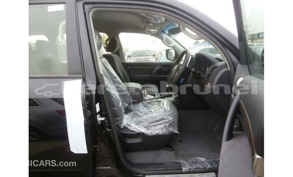 Buy Import Toyota Land Cruiser Black Car in Import - Dubai in Belait Buy Import Toyota Land Cruiser Black Car in Import - Dubai in Belait