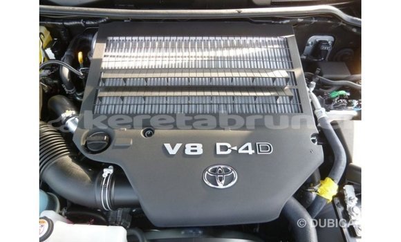 Buy Import Toyota Land Cruiser Black Car in Import - Dubai in Belait Buy Import Toyota Land Cruiser Black Car in Import - Dubai in Belait