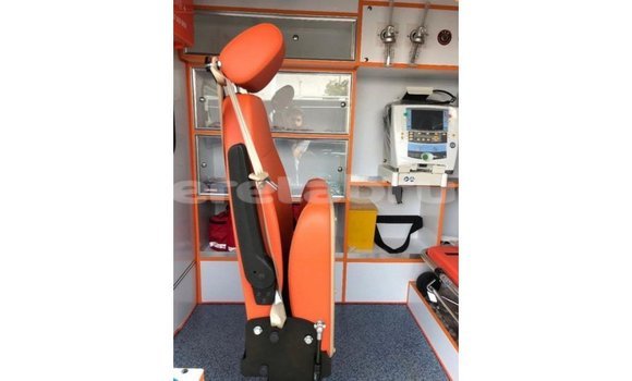 Buy Import Toyota Hiace White Car in Import - Dubai in Belait Buy Import Toyota Hiace White Car in Import - Dubai in Belait