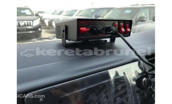 Buy Import Toyota Hiace White Car in Import - Dubai in Belait Buy Import Toyota Hiace White Car in Import - Dubai in Belait