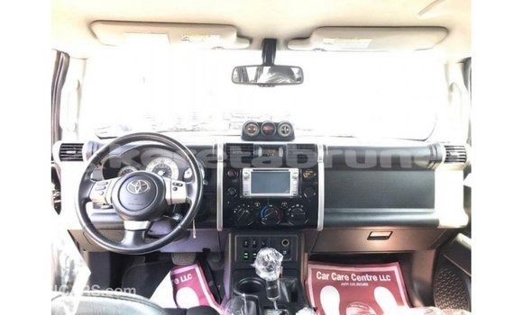 Buy Import Toyota FJ Cruiser Black Car in Import - Dubai in Belait Buy Import Toyota FJ Cruiser Black Car in Import - Dubai in Belait