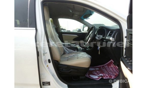 Buy Import Toyota Kluger White Car in Import - Dubai in Belait Buy Import Toyota Kluger White Car in Import - Dubai in Belait