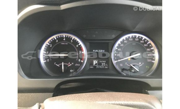 Buy Import Toyota Kluger White Car in Import - Dubai in Belait Buy Import Toyota Kluger White Car in Import - Dubai in Belait