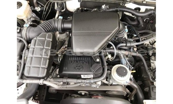 Buy Import Toyota Prado White Car in Import - Dubai in Belait Buy Import Toyota Prado White Car in Import - Dubai in Belait