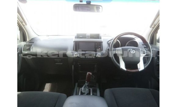 Buy Import Toyota Prado White Car in Import - Dubai in Belait Buy Import Toyota Prado White Car in Import - Dubai in Belait
