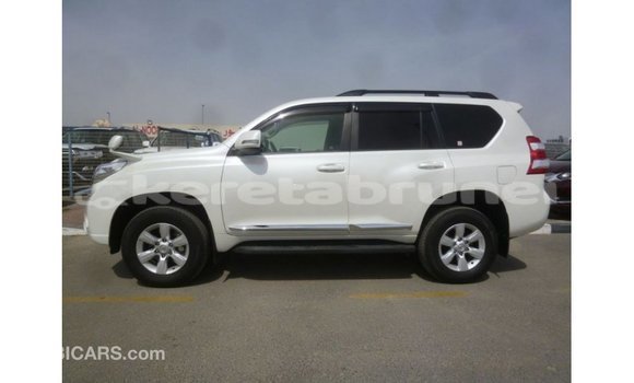 Buy Import Toyota Prado White Car in Import - Dubai in Belait Buy Import Toyota Prado White Car in Import - Dubai in Belait