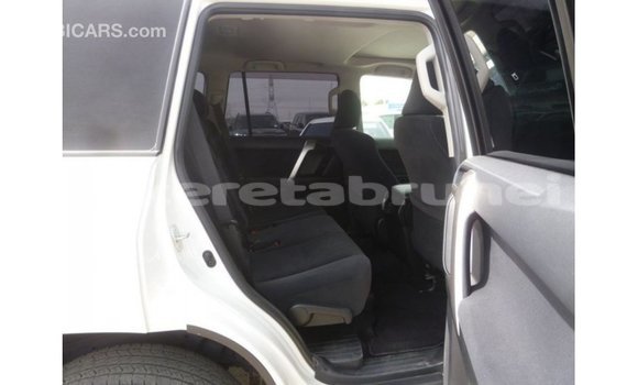 Buy Import Toyota Prado White Car in Import - Dubai in Belait Buy Import Toyota Prado White Car in Import - Dubai in Belait