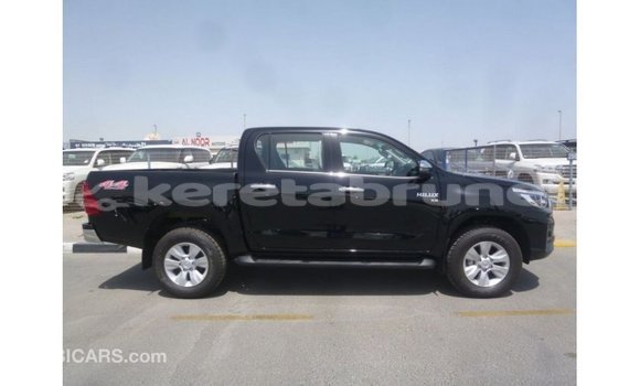 Buy Import Toyota Hilux Black Car in Import - Dubai in Belait Buy Import Toyota Hilux Black Car in Import - Dubai in Belait
