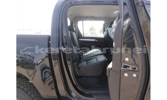 Buy Import Toyota Hilux Black Car in Import - Dubai in Belait Buy Import Toyota Hilux Black Car in Import - Dubai in Belait