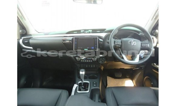 Buy Import Toyota Hilux Black Car in Import - Dubai in Belait Buy Import Toyota Hilux Black Car in Import - Dubai in Belait