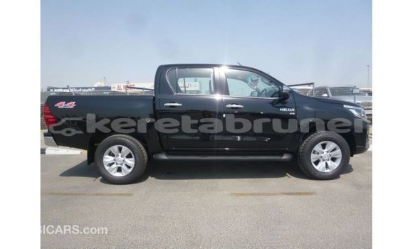 Buy Import Toyota Hilux Black Car in Import - Dubai in Belait Buy Import Toyota Hilux Black Car in Import - Dubai in Belait