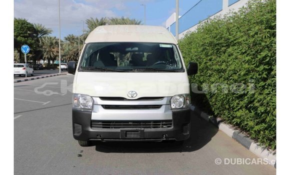 Buy Import Toyota Hiace White Car in Import - Dubai in Belait Buy Import Toyota Hiace White Car in Import - Dubai in Belait