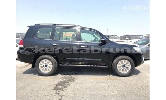 Buy Import Toyota Land Cruiser Black Car in Import - Dubai in Belait Buy Import Toyota Land Cruiser Black Car in Import - Dubai in Belait