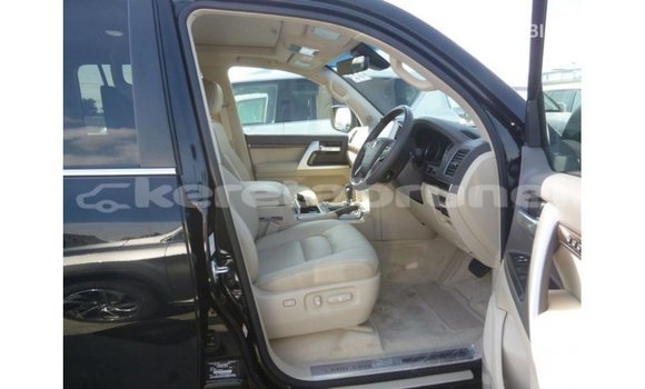 Buy Import Toyota Land Cruiser Black Car in Import - Dubai in Belait Buy Import Toyota Land Cruiser Black Car in Import - Dubai in Belait