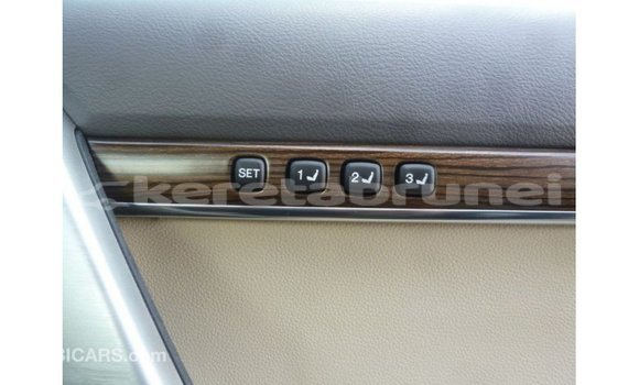 Buy Import Toyota Land Cruiser Black Car in Import - Dubai in Belait Buy Import Toyota Land Cruiser Black Car in Import - Dubai in Belait