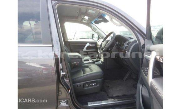Buy Import Toyota Land Cruiser Other Car in Import - Dubai in Belait Buy Import Toyota Land Cruiser Other Car in Import - Dubai in Belait