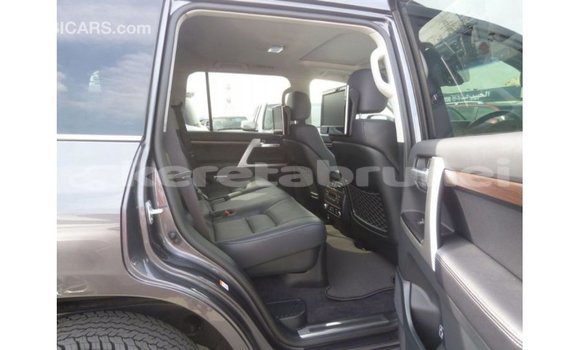 Buy Import Toyota Land Cruiser Other Car in Import - Dubai in Belait Buy Import Toyota Land Cruiser Other Car in Import - Dubai in Belait