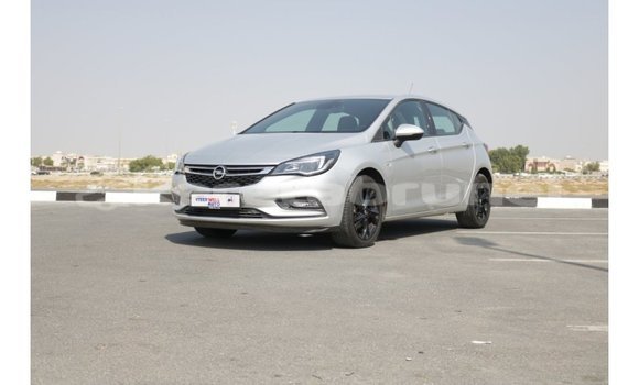 Buy Import Opel Astra White Car in Import - Dubai in Belait