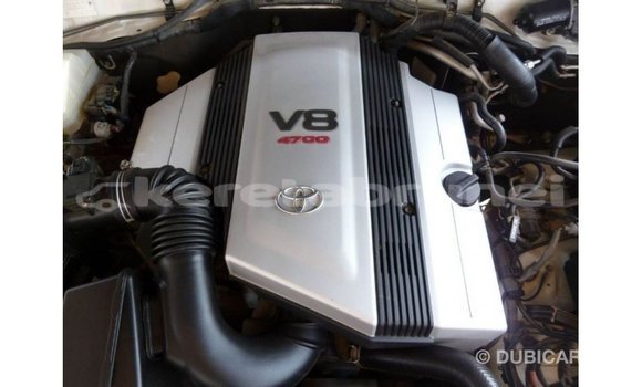 Buy Import Toyota Land Cruiser White Car in Import - Dubai in Belait Buy Import Toyota Land Cruiser White Car in Import - Dubai in Belait