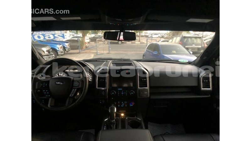 Big with watermark 498e6c48 c7e2 4795 8837 a7f78d780ff9