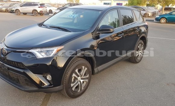 Buy Import Toyota HiAce Black Truck in Import - Dubai in Belait