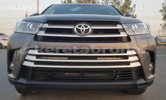 Buy Import Toyota Highlander Other Car in Import - Dubai in Belait Buy Import Toyota Highlander Other Car in Import - Dubai in Belait
