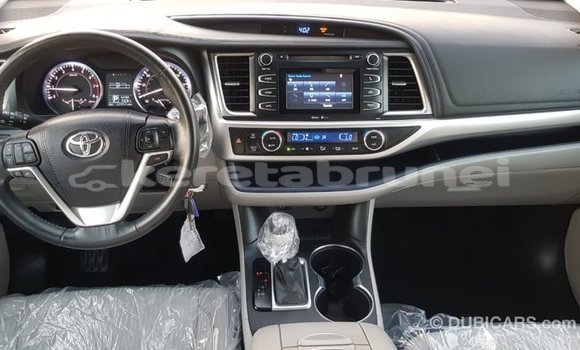 Buy Import Toyota Highlander Other Car in Import - Dubai in Belait Buy Import Toyota Highlander Other Car in Import - Dubai in Belait