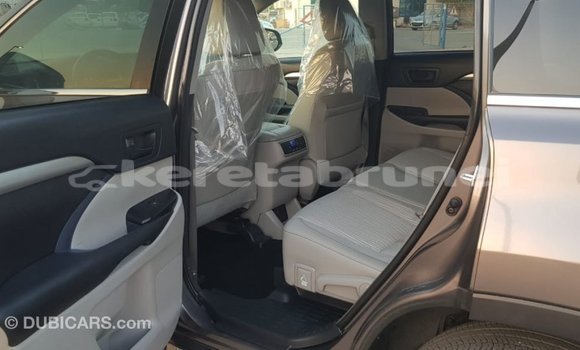 Buy Import Toyota Highlander Other Car in Import - Dubai in Belait Buy Import Toyota Highlander Other Car in Import - Dubai in Belait