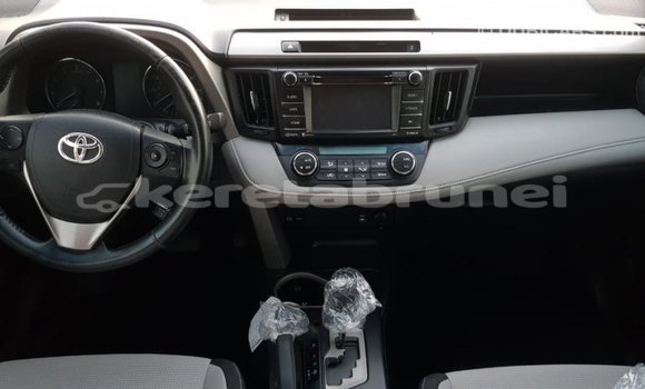 Buy Import Toyota HiAce Red Truck in Import - Dubai in Belait Buy Import Toyota HiAce Red Truck in Import - Dubai in Belait
