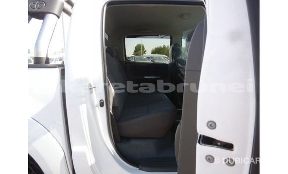 Buy Import Toyota Hilux White Car in Import - Dubai in Belait Buy Import Toyota Hilux White Car in Import - Dubai in Belait