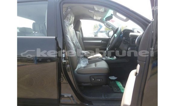 Buy Import Toyota Hilux Black Car in Import - Dubai in Belait Buy Import Toyota Hilux Black Car in Import - Dubai in Belait