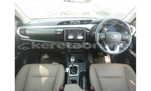 Buy Import Toyota Hilux Black Car in Import - Dubai in Belait Buy Import Toyota Hilux Black Car in Import - Dubai in Belait