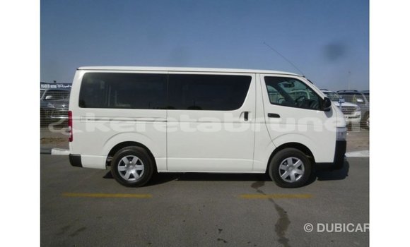 Buy Import Toyota Hiace White Car in Import - Dubai in Belait Buy Import Toyota Hiace White Car in Import - Dubai in Belait
