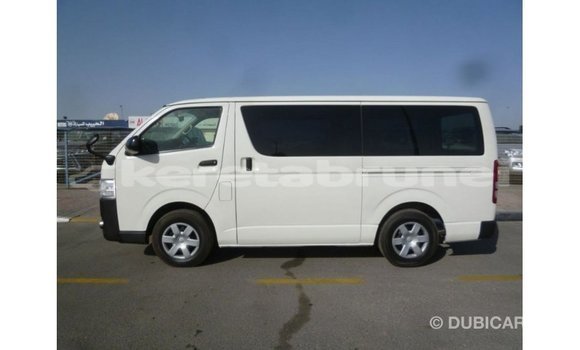 Buy Import Toyota Hiace White Car in Import - Dubai in Belait Buy Import Toyota Hiace White Car in Import - Dubai in Belait