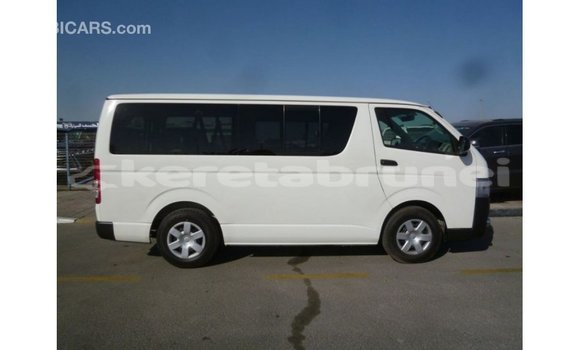 Buy Import Toyota Hiace White Car in Import - Dubai in Belait Buy Import Toyota Hiace White Car in Import - Dubai in Belait
