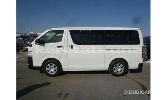 Buy Import Toyota Hiace White Car in Import - Dubai in Belait Buy Import Toyota Hiace White Car in Import - Dubai in Belait