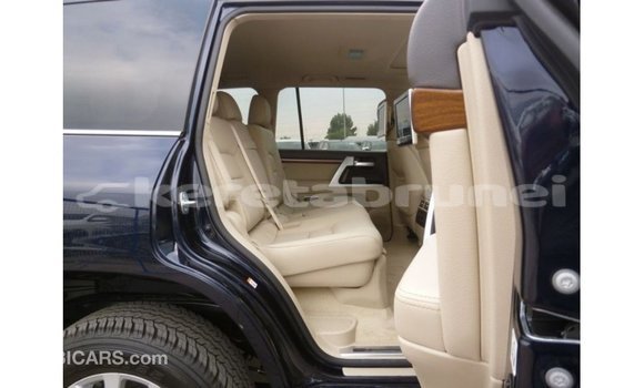 Buy Import Toyota Land Cruiser Blue Car in Import - Dubai in Belait Buy Import Toyota Land Cruiser Blue Car in Import - Dubai in Belait