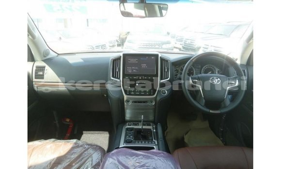 Buy Import Toyota Land Cruiser Red Car in Import - Dubai in Belait Buy Import Toyota Land Cruiser Red Car in Import - Dubai in Belait