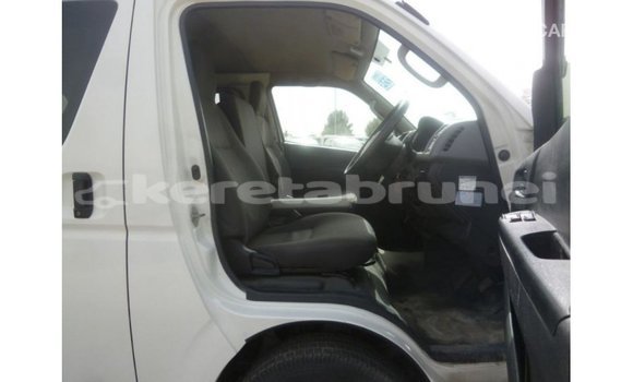 Buy Import Toyota Hiace White Car in Import - Dubai in Belait Buy Import Toyota Hiace White Car in Import - Dubai in Belait