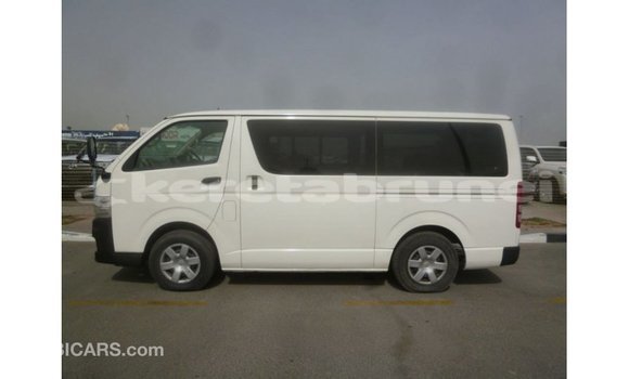 Buy Import Toyota Hiace White Car in Import - Dubai in Belait Buy Import Toyota Hiace White Car in Import - Dubai in Belait