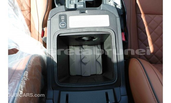 Buy Import Toyota Prado White Car in Import - Dubai in Belait Buy Import Toyota Prado White Car in Import - Dubai in Belait