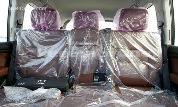 Buy Import Toyota Land Cruiser Black Car in Import - Dubai in Belait Buy Import Toyota Land Cruiser Black Car in Import - Dubai in Belait