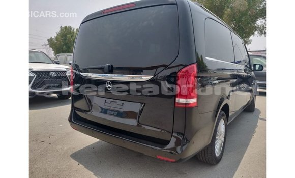 Buy Import Mercedes-Benz 250 Black Car in Import - Dubai in Belait Buy Import Mercedes-Benz 250 Black Car in Import - Dubai in Belait