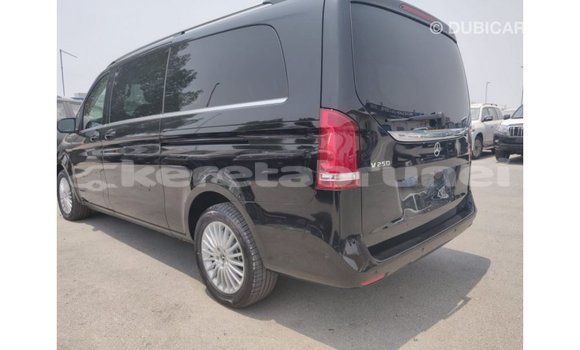Buy Import Mercedes-Benz 250 Black Car in Import - Dubai in Belait Buy Import Mercedes-Benz 250 Black Car in Import - Dubai in Belait