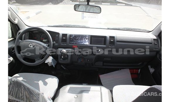 Buy Import Toyota Hiace White Car in Import - Dubai in Belait Buy Import Toyota Hiace White Car in Import - Dubai in Belait