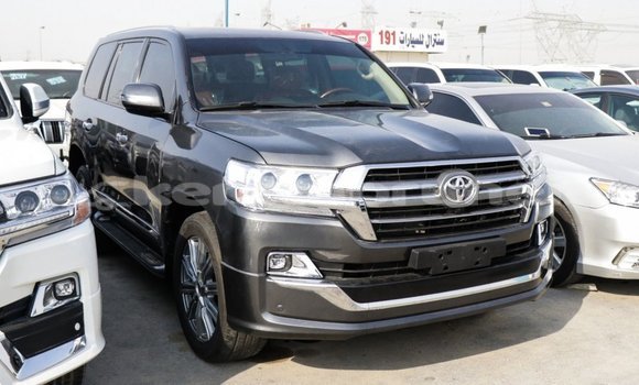 Buy Import Toyota Land Cruiser Black Car in Import - Dubai in Belait Buy Import Toyota Land Cruiser Black Car in Import - Dubai in Belait