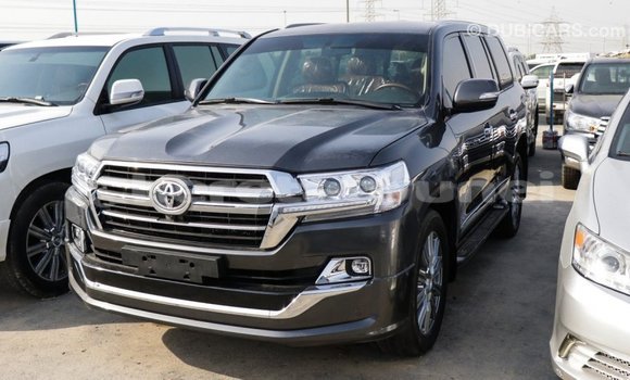 Buy Import Toyota Land Cruiser Black Car in Import - Dubai in Belait Buy Import Toyota Land Cruiser Black Car in Import - Dubai in Belait