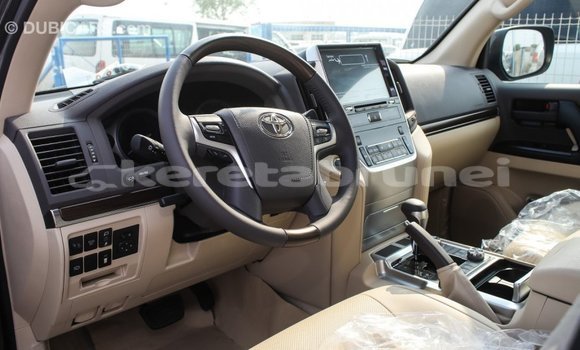 Buy Import Toyota Land Cruiser Other Car in Import - Dubai in Belait Buy Import Toyota Land Cruiser Other Car in Import - Dubai in Belait