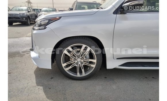 Buy Import Lexus LX White Car in Import - Dubai in Belait Buy Import Lexus LX White Car in Import - Dubai in Belait