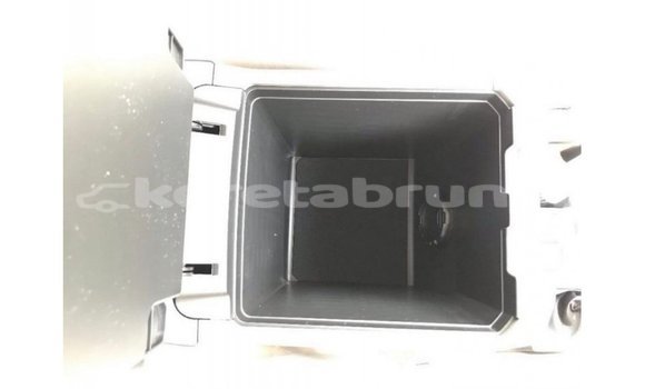 Buy Import Toyota Prado Brown Car in Import - Dubai in Belait Buy Import Toyota Prado Brown Car in Import - Dubai in Belait